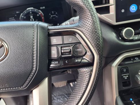 Used 2024 Toyota Tundra Limited AWD/4WD image 23