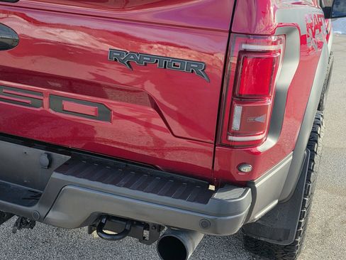 Used 2018 Ford F150 Raptor w/ Equipment Group 801A Mid image 11