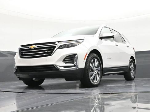 Used 2024 Chevrolet Equinox Premier FWD image 20