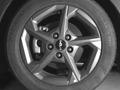 Used 2025 Kia K4 LXS image 12