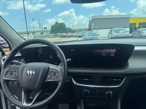 Used 2026 Buick Encore GX Preferred FWD image 32