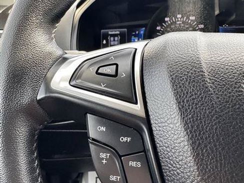 Used 2024 Ford Edge SEL AWD/4WD image 16
