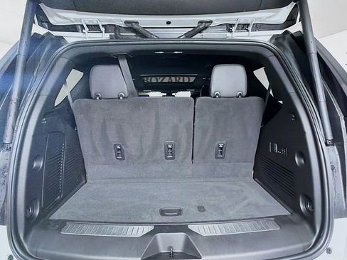 Used 2022 Chevrolet Tahoe RST w/ Luxury Package RWD image 33