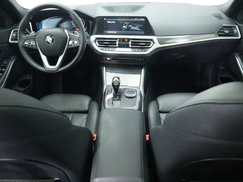 Used 2020 BMW 330i Sedan w/ Convenience Package image 13
