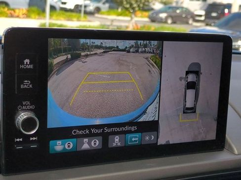 Used 2024 Honda Pilot TrailSport image 21