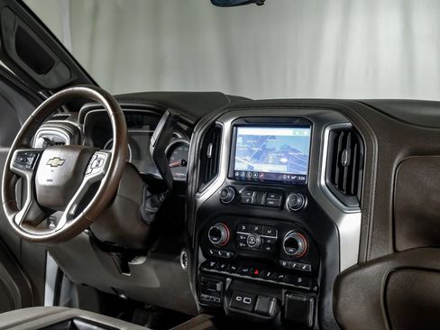 Used 2021 Chevrolet Silverado 2500 LTZ w/ LTZ Texas Edition image 23