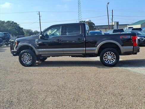 Used 2018 Ford F250 King Ranch w/ King Ranch Ultimate Package image 2
