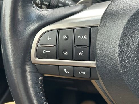 Used 2017 Lexus LX 570 4WD image 50