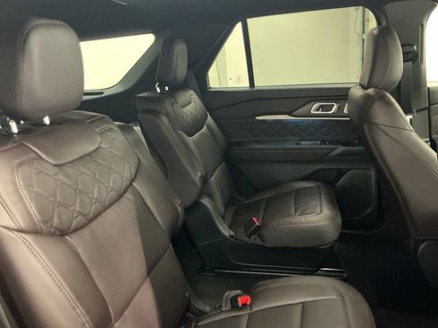 New 2027 Ford Explorer Platinum w/ 3.0L Ultimate Package AWD/4WD image 35