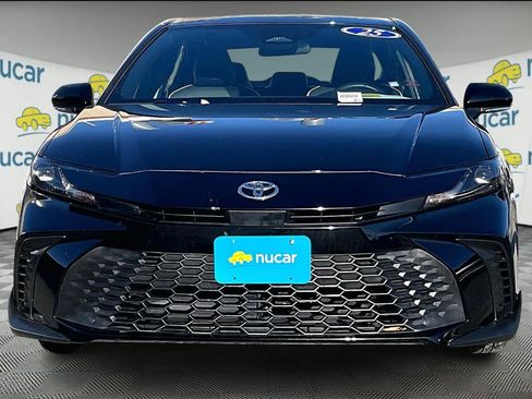 Certified 2025 Toyota Camry SE image 2