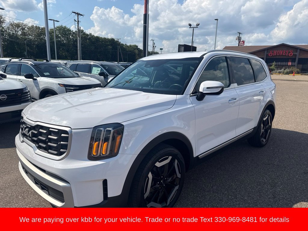 Used 2024 Kia Telluride S w/ S Sunroof Package AWD/4WD image 4