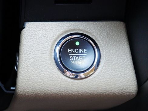 Used 2015 Ford F150 Lariat AWD/4WD image 34