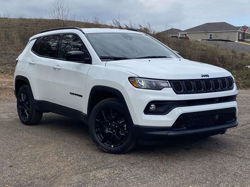 New 2026 Jeep Compass Latitude image 33