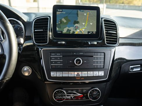Used 2018 Mercedes-Benz GLS 550 4MATIC w/ Driver Assistance Package image 33