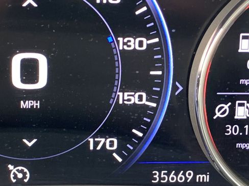 Used 2024 Chevrolet Malibu LT image 41