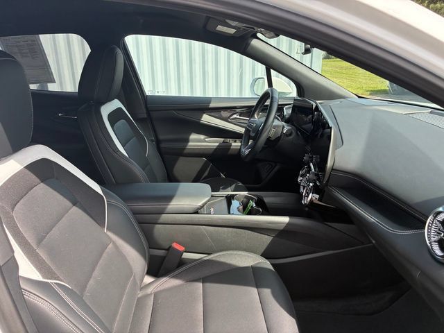 Used 2024 Chevrolet Blazer EV LT AWD/4WD image 20