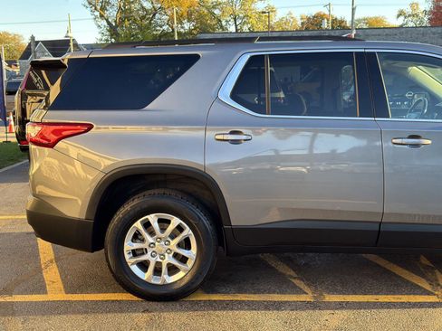 Used 2019 Chevrolet Traverse LT image 7