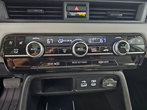 Certified 2024 Honda Pilot Elite image 19