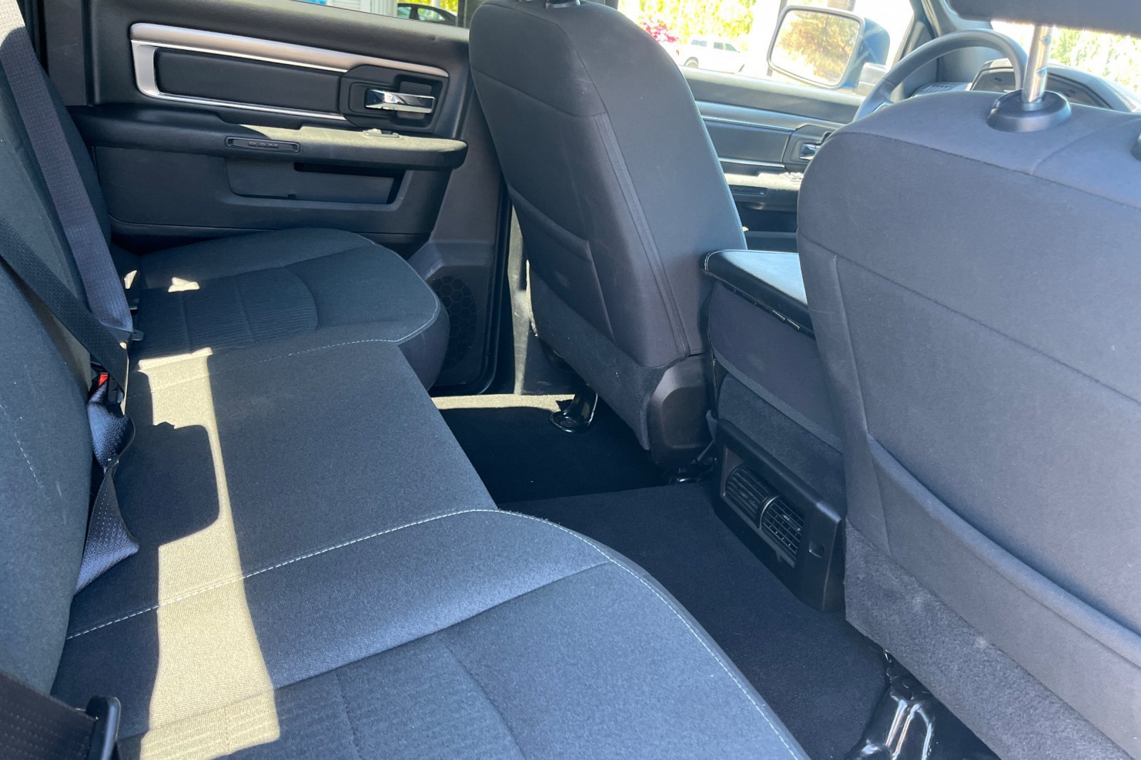 Used 2024 RAM 1500 Warlock AWD/4WD image 24