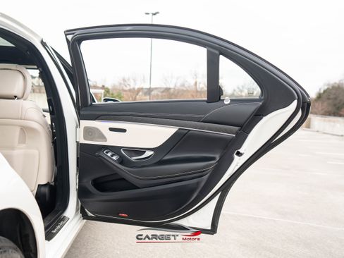 Used 2018 Mercedes-Benz S 560 Sedan image 46