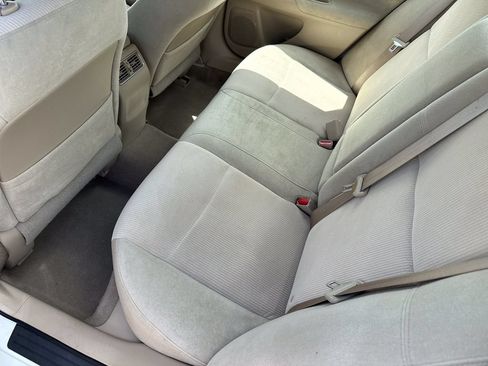 Used 2013 Nissan Altima 2.5 SV FWD image 16