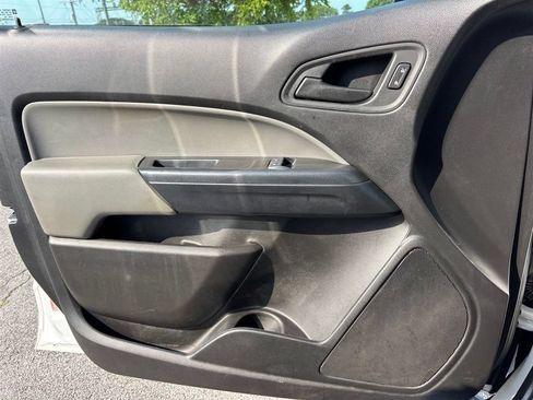 Used 2019 Chevrolet Colorado W/T w/ WT Convenience Package AWD/4WD image 13