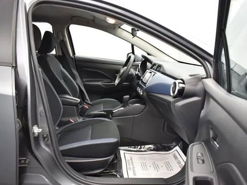 Used 2025 Nissan Versa SV FWD image 16