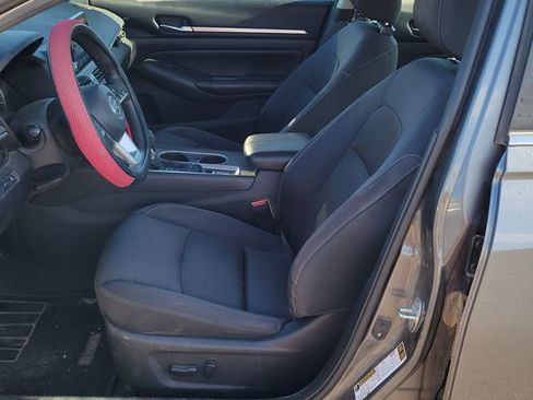 Used 2022 Nissan Altima 2.5 SV AWD/4WD image 6