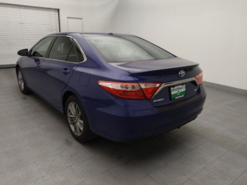 Used 2015 Toyota Camry SE FWD image 5