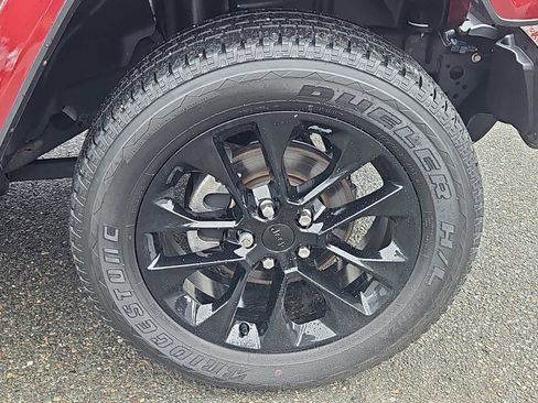 Used 2021 Jeep Gladiator Overland AWD/4WD image 10