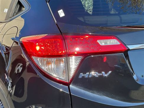 Used 2019 Honda HR-V EX image 7