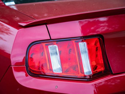 Used 2012 Ford Mustang Coupe image 8