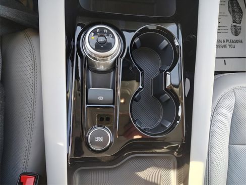 New 2026 Ford Explorer Platinum w/ LUX Leather Package image 24