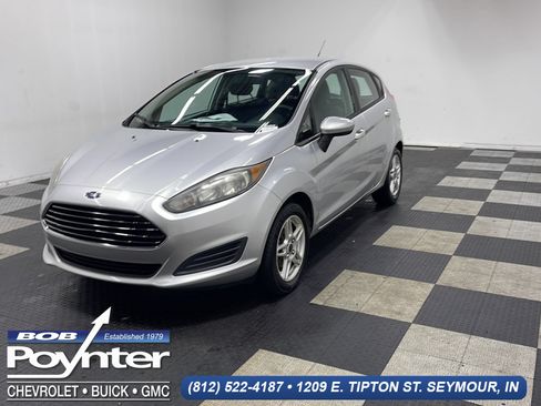 Used 2018 Ford Fiesta SE FWD image 1