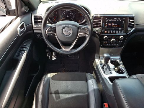 Used 2021 Jeep Grand Cherokee Laredo X AWD/4WD image 22