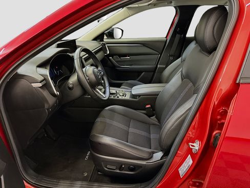 Used 2025 MAZDA CX-50 AWD 2.5 S w/ Premium Package image 13