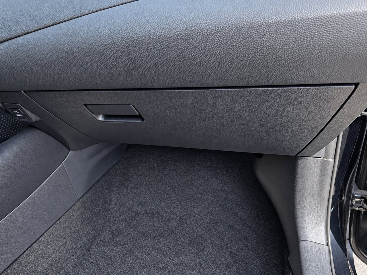 Used 2025 Toyota Corolla LE FWD image 22