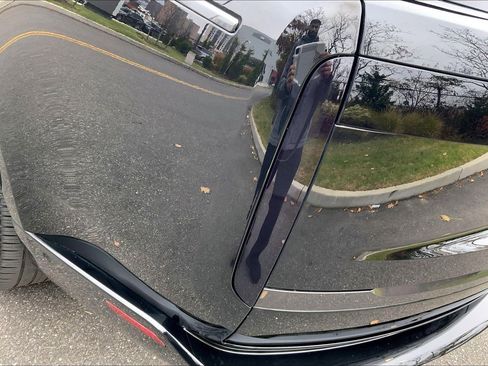 Used 2025 Land Rover Range Rover Long Wheelbase SE image 28