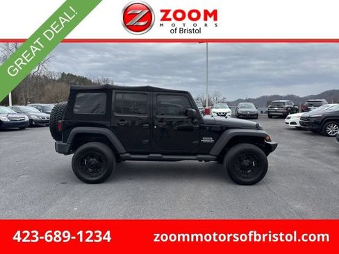 Used 2015 Jeep Wrangler Unlimited Sport w/ Quick Order Package 24S AWD/4WD image 1