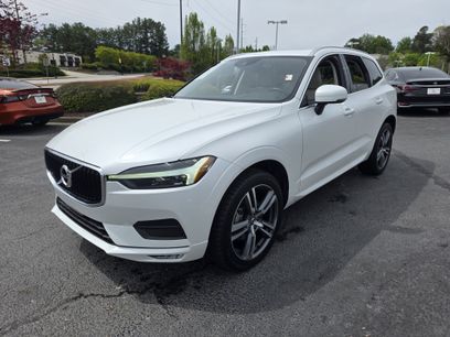 Used 2021 Volvo XC60 T5 Momentum w/ Climate Package