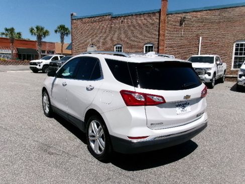 Used 2018 Chevrolet Equinox Premier image 5