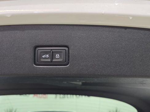 Used 2024 Audi Q4 e-tron Premium Plus w/ Premium Plus AWD/4WD image 16