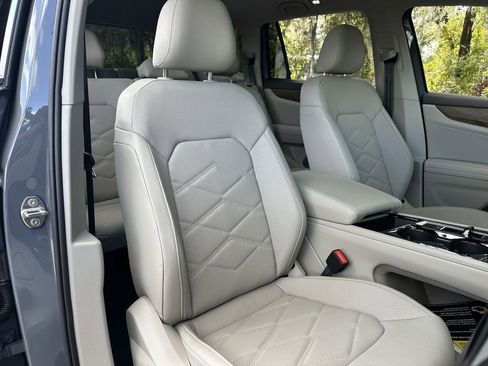 New 2026 Volkswagen Atlas SE image 27