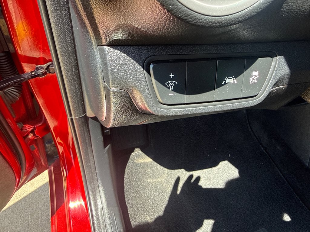 Used 2019 Kia Forte LXS FWD image 27