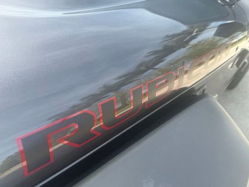 Certified 2025 Jeep Gladiator Rubicon w/ Safety Group image 32