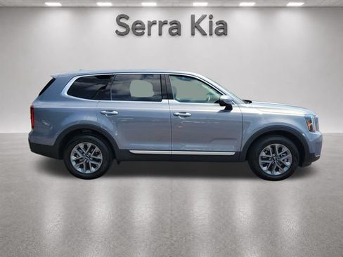 Used 2025 Kia Telluride LX FWD image 6