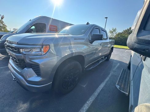 Used 2023 Chevrolet Silverado 1500 RST AWD/4WD image 9