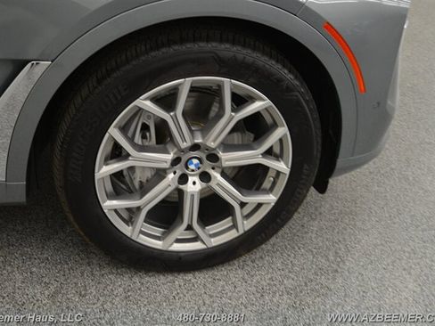 Used 2025 BMW X7 xDrive40i image 47
