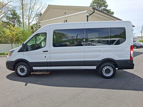 Used 2020 Ford Transit 250 Medium Roof RWD image 5