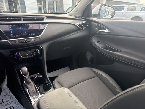 Used 2023 Buick Encore GX Preferred w/ Cold Weather Comfort Package image 13